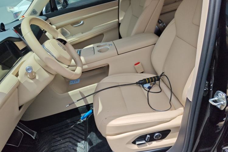 Used Hima AITO M5 2025 Extended-Range Ultra Rear-Wheel-Drive Version Left Front Seat