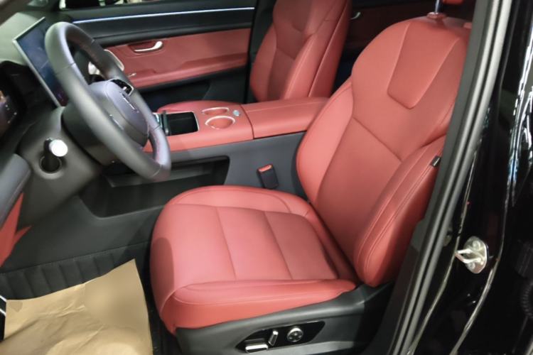 Used Hima AITO M5 2025 Extended-Range Ultra All-Wheel-Drive Version Left Front Seat