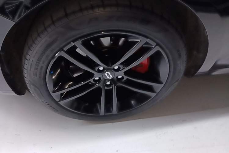 Used Hima AITO M5 2025 Extended-Range Ultra Rear-Wheel-Drive Version Left Front Wheel Hub