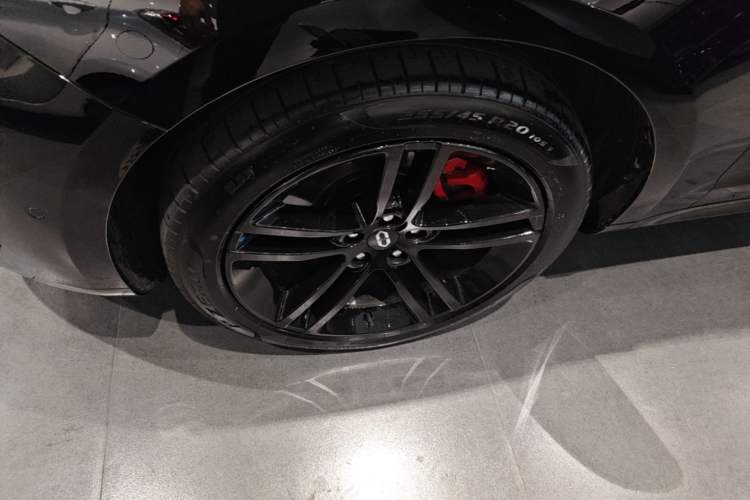 Used Hima AITO M5 2025 Extended-Range Ultra Rear-Wheel-Drive Version Left Front Wheel Hub