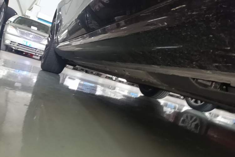 Used Hima AITO M5 2025 Extended-Range Ultra Rear-Wheel-Drive Version Left Side Sill