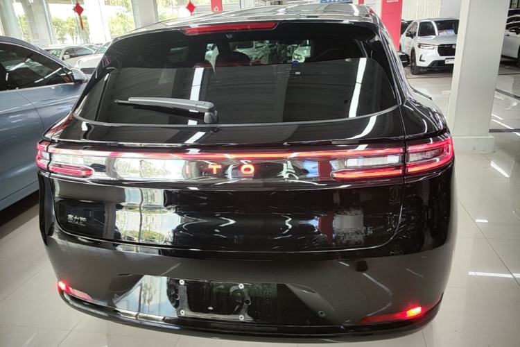 Used Hima AITO M5 2025 Extended-Range Ultra All-Wheel-Drive Version Rear