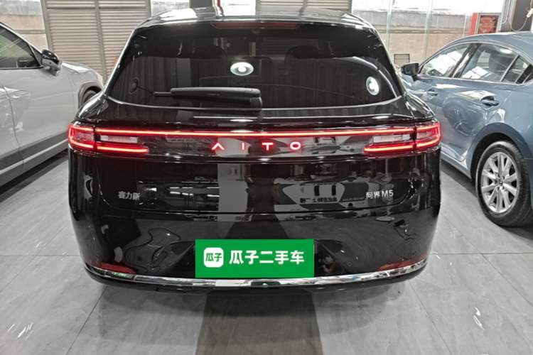 Used Hima AITO M5 2025 Extended-Range Ultra All-Wheel-Drive Version Rear