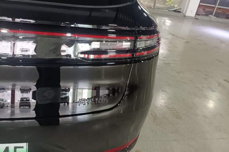 Used Hima AITO M5 2025 Extended-Range Ultra Rear-Wheel-Drive Version Right Rear Taillight