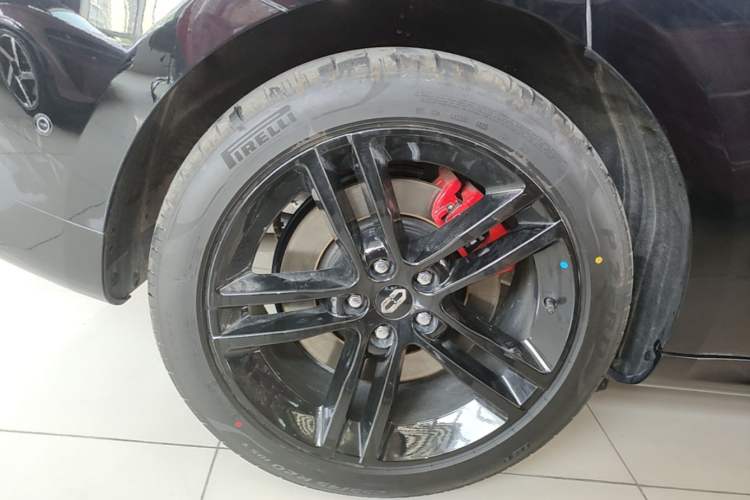 Used Hima AITO M5 2025 Extended-Range Ultra Rear-Wheel-Drive Version Right Rear Wheel Hub