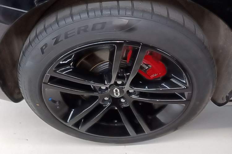 Used Hima AITO M5 2025 Extended-Range Ultra Rear-Wheel-Drive Version Right Rear Wheel Hub