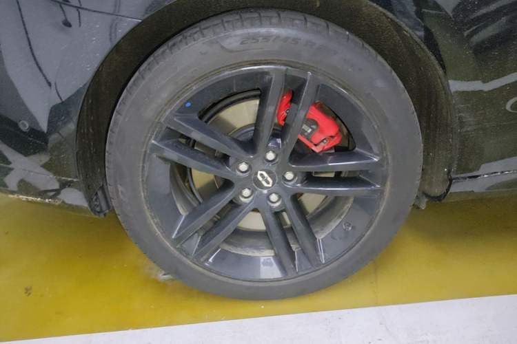 Used Hima AITO M5 2025 Extended-Range Ultra Rear-Wheel-Drive Version Right Rear Wheel Hub