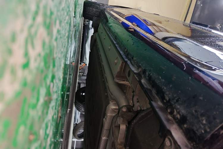 Used Hima AITO M5 2025 Extended-Range Ultra Rear-Wheel-Drive Version Right Side Sill