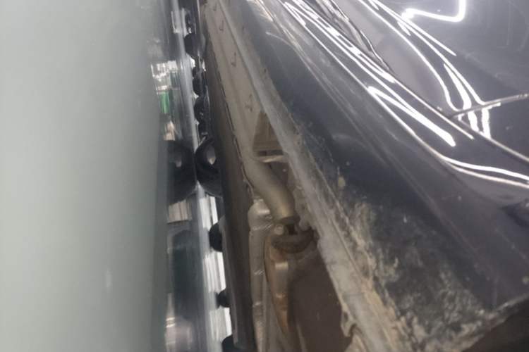 Used Hima AITO M5 2025 Extended-Range Ultra Rear-Wheel-Drive Version Right Side Sill