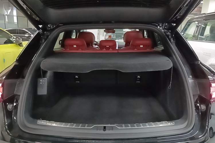 Used Hima AITO M5 2025 Extended-Range Ultra Rear-Wheel-Drive Version Trunk