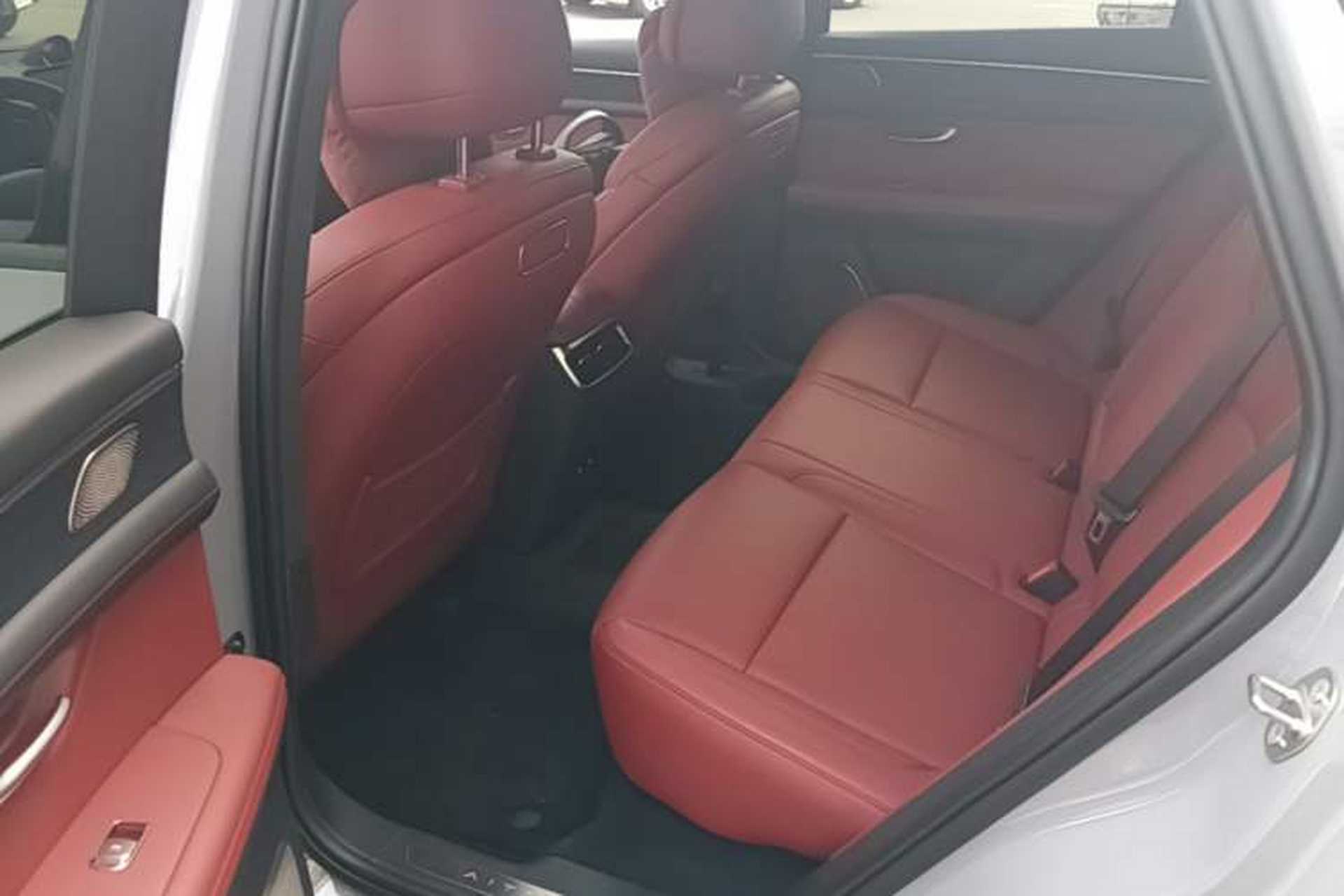 Used Hima AITO M5 2025 Extended-Range Ultra All-Wheel-Drive Version Left Rear Seat