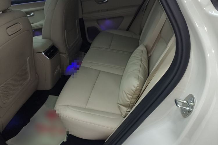 Used Hima AITO M5 2025 Extended-Range Ultra All-Wheel-Drive Version Left Rear Seat