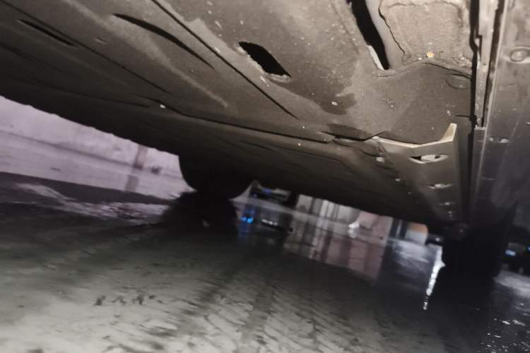 Used Hima AITO M5 2025 Extended-Range Ultra Rear-Wheel-Drive Version Chassis Front Left