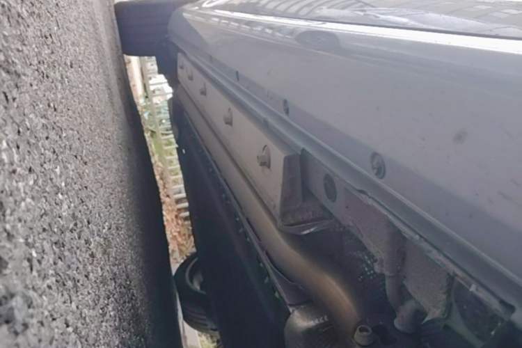 Used Hima AITO M5 2025 Extended-Range Ultra All-Wheel-Drive Version Chassis Front Right