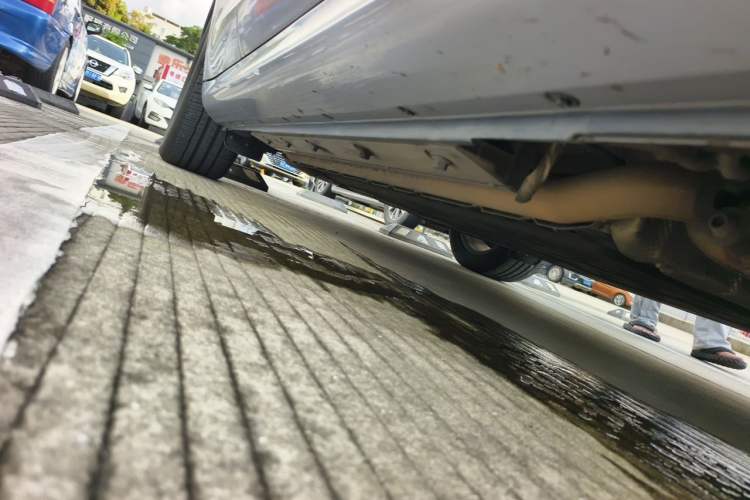 Used Hima AITO M5 2025 Extended-Range Ultra Rear-Wheel-Drive Version Chassis Front Right