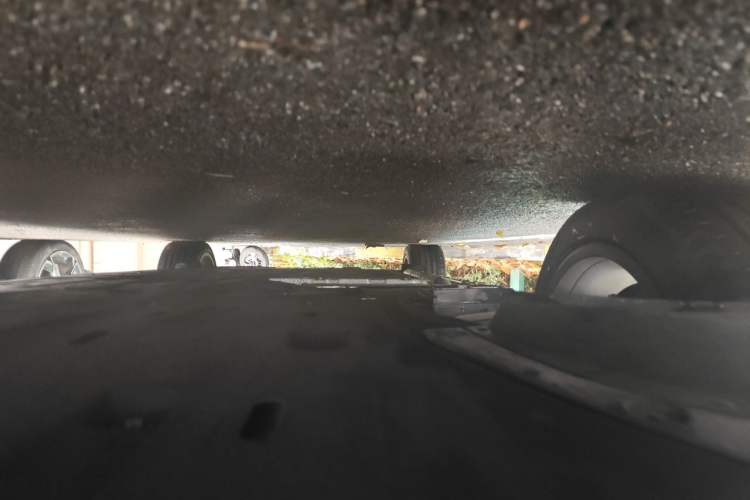 Used Hima AITO M5 2025 Extended-Range Ultra Rear-Wheel-Drive Version Chassis Front