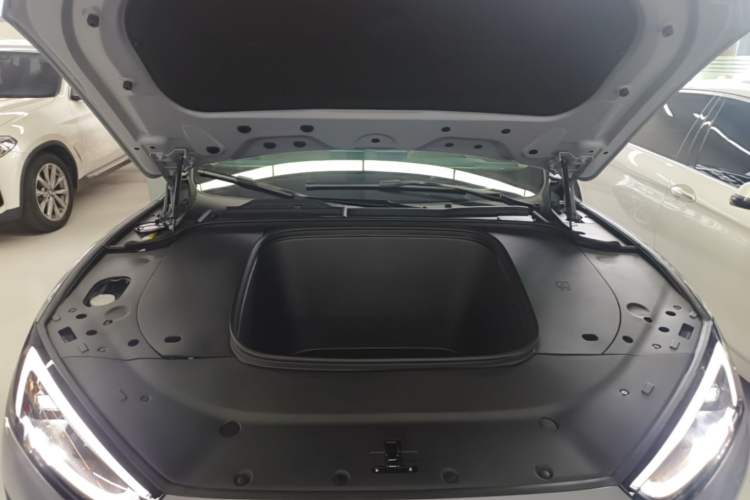 Used Hima AITO M5 2025 All-Electric Ultra Rear-Wheel-Drive Version Engine Bay