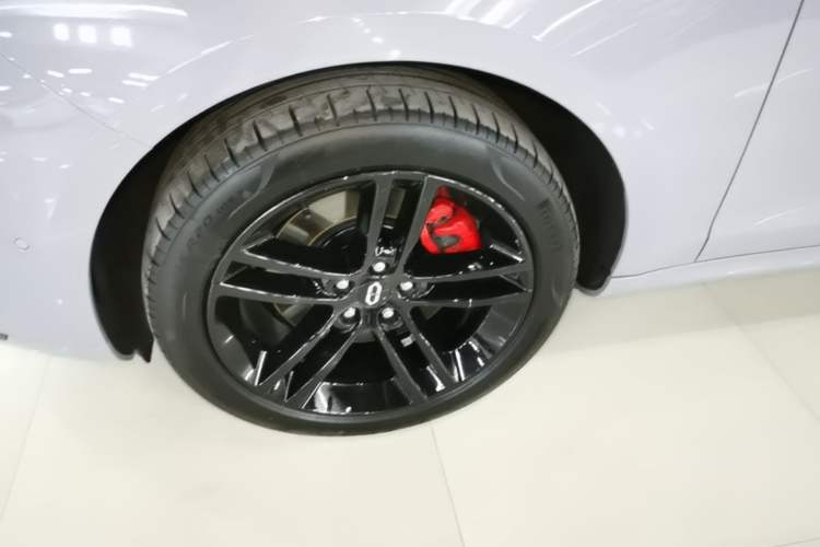 Used Hima AITO M5 2025 Extended-Range Ultra All-Wheel-Drive Version Exterior 4