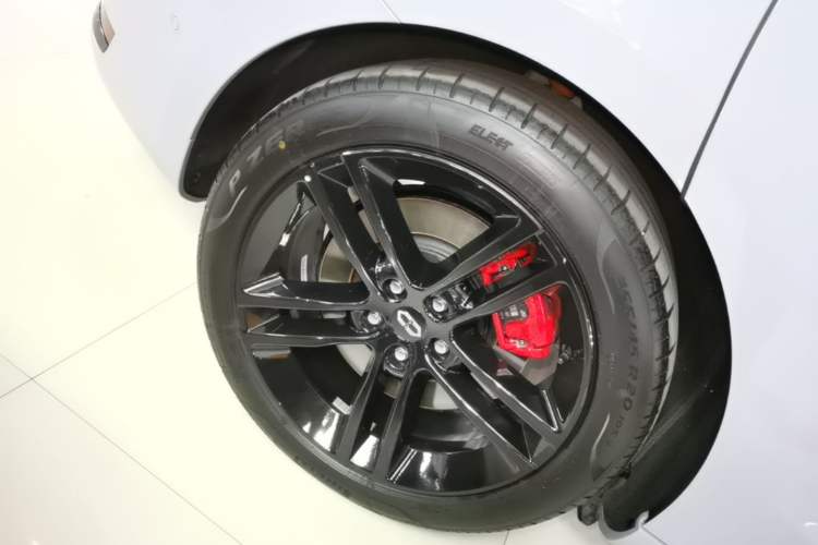 Used Hima AITO M5 2025 Extended-Range Ultra All-Wheel-Drive Version Exterior 5