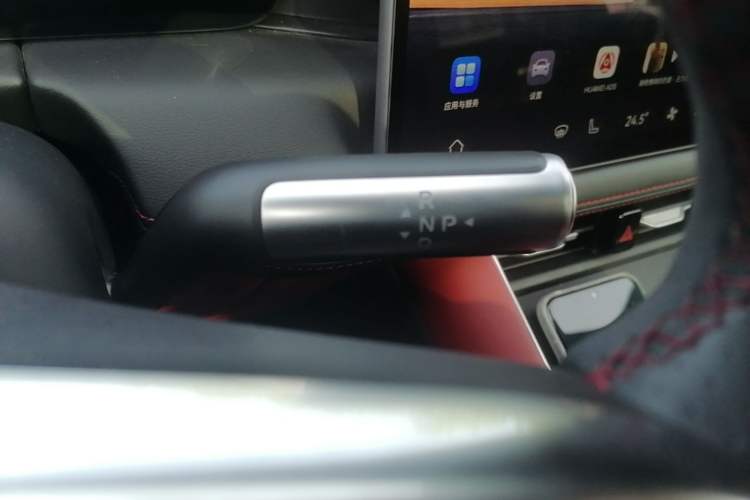 Used Hima AITO M5 2025 Extended-Range Ultra All-Wheel-Drive Version Gear Lever