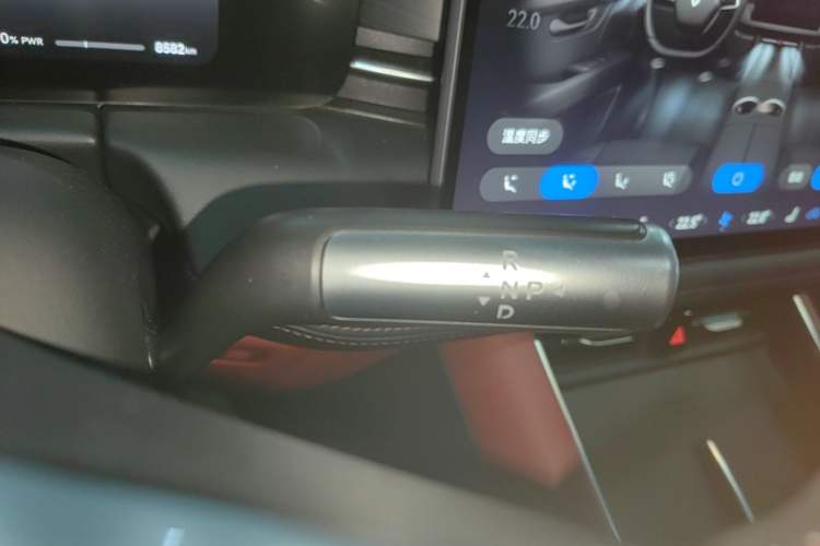 Used Hima AITO M5 2025 Extended-Range Ultra All-Wheel-Drive Version Gear Lever
