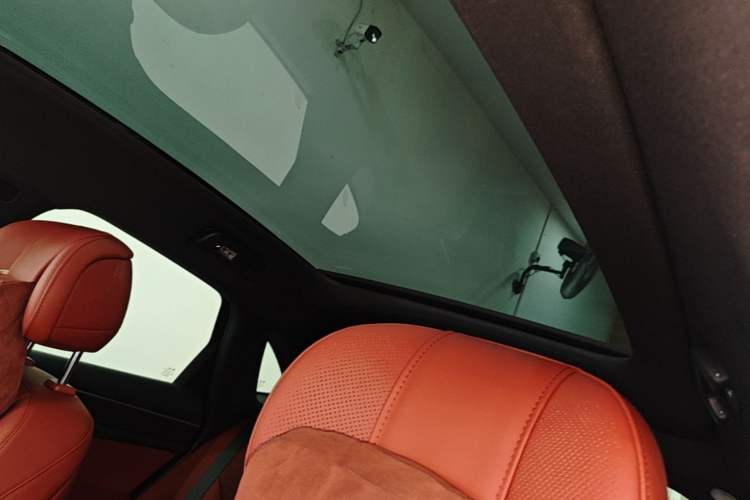 Used Hima AITO M5 2025 Extended-Range Ultra All-Wheel-Drive Version Headliner