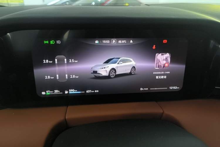 Used Hima AITO M5 2025 Extended-Range Ultra All-Wheel-Drive Version Instrument Cluster