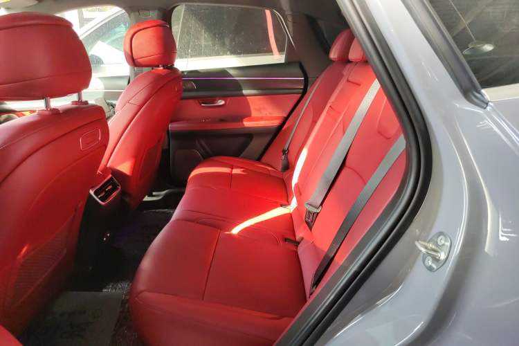 Used Hima AITO M5 2025 Extended-Range Ultra Rear-Wheel-Drive Version Interior 4