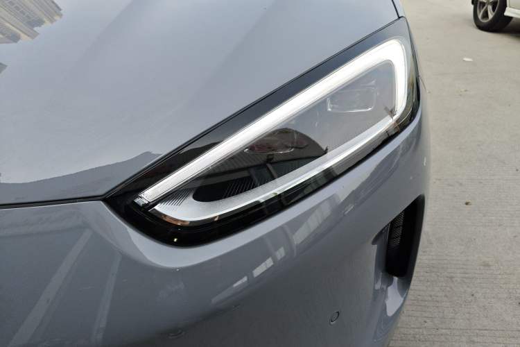 Used Hima AITO M5 2025 Extended-Range Ultra All-Wheel-Drive Version Left Front Headlight
