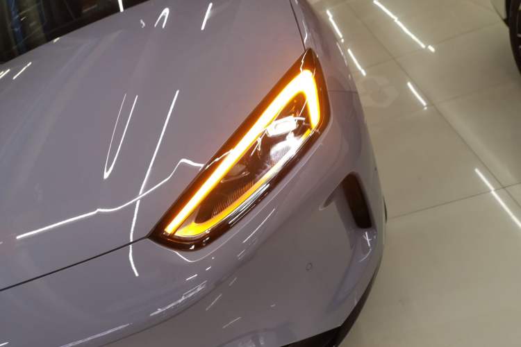 Used Hima AITO M5 2025 Extended-Range Ultra All-Wheel-Drive Version Left Front Headlight