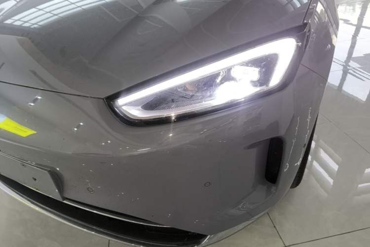 Used Hima AITO M5 2025 Extended-Range Ultra All-Wheel-Drive Version Left Front Headlight