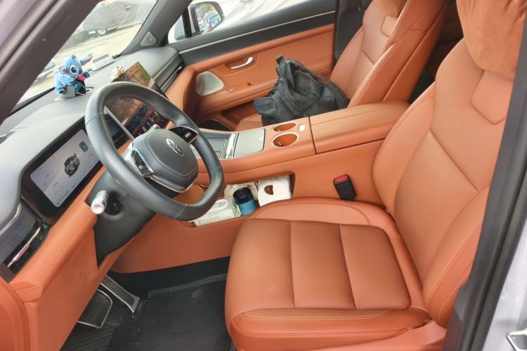 Used Hima AITO M5 2025 Extended-Range Ultra Rear-Wheel-Drive Version Left Front Seat