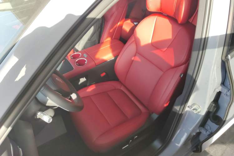 Used Hima AITO M5 2025 Extended-Range Ultra Rear-Wheel-Drive Version Left Front Seat
