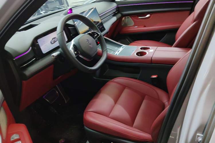 Used Hima AITO M5 2025 Extended-Range Ultra All-Wheel-Drive Version Left Front Seat