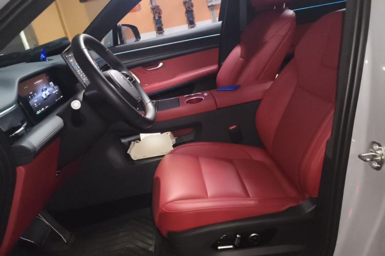 Used Hima AITO M5 2025 Extended-Range Ultra Rear-Wheel-Drive Version Left Front Seat