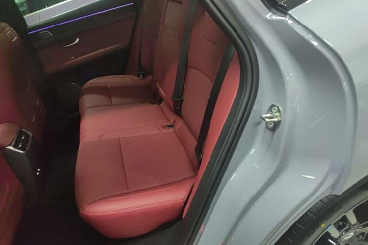 Used Hima AITO M5 2025 Extended-Range Ultra Rear-Wheel-Drive Version Left Rear Seat