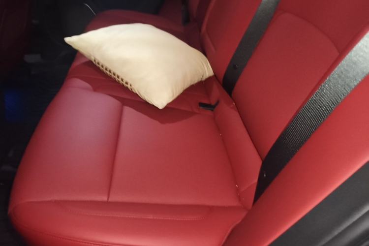 Used Hima AITO M5 2025 Extended-Range Ultra Rear-Wheel-Drive Version Left Rear Seat
