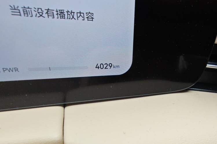 Used Hima AITO M5 2025 All-Electric Ultra Rear-Wheel-Drive Version Odometer Close Up
