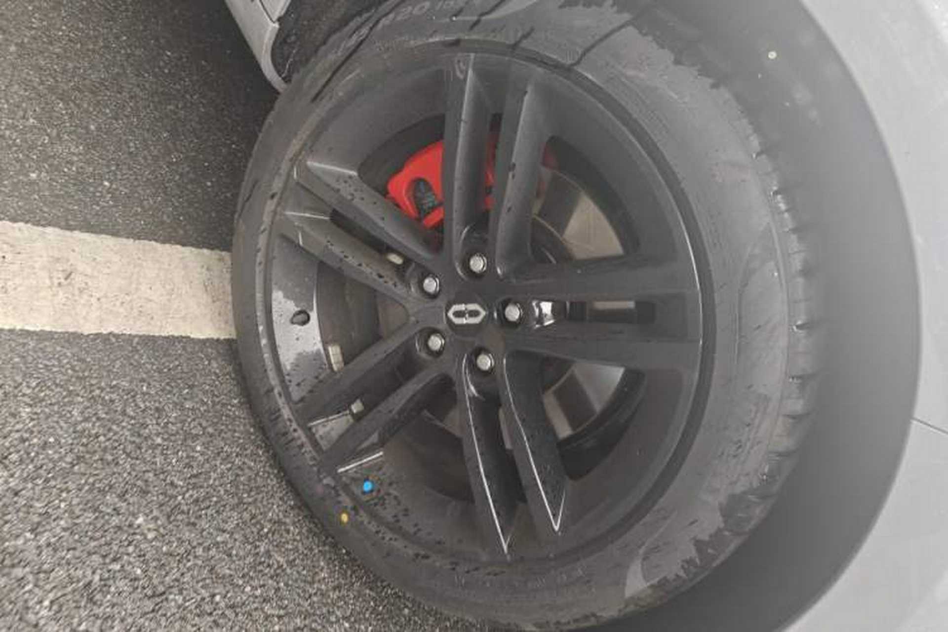 Used Hima AITO M5 2025 Extended-Range Ultra Rear-Wheel-Drive Version Right Front Wheel Hub