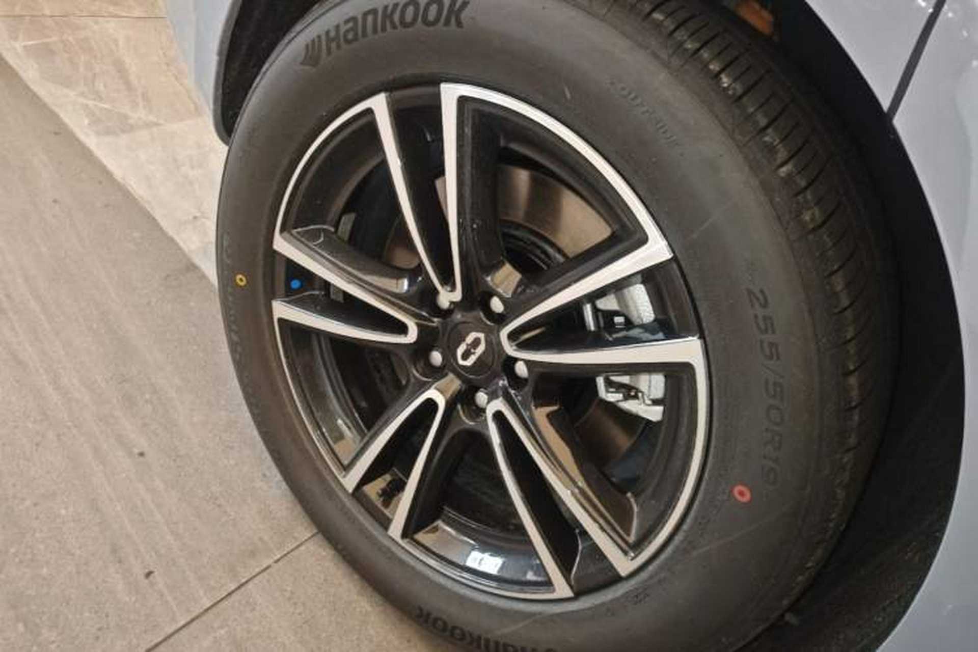 Used Hima AITO M5 2025 Extended-Range Ultra Rear-Wheel-Drive Version Right Rear Wheel Hub