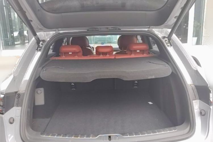 Used Hima AITO M5 2025 Extended-Range Ultra All-Wheel-Drive Version Trunk