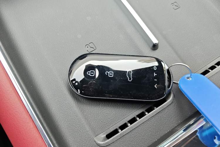 Used Hima AITO M5 2025 Extended-Range Ultra All-Wheel-Drive Version Vehicle Key
