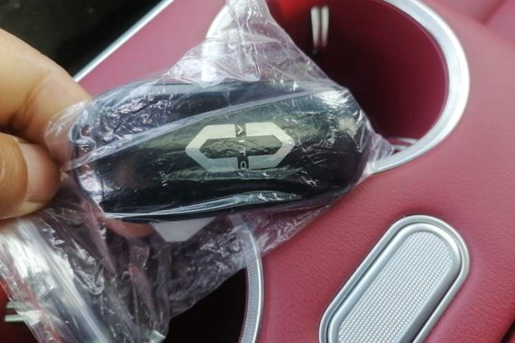 Used Hima AITO M5 2025 Extended-Range Ultra All-Wheel-Drive Version Vehicle Key