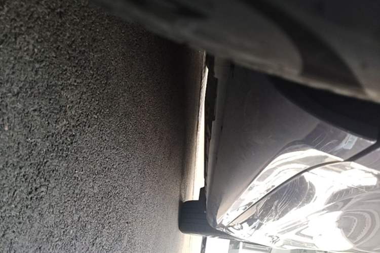 Used Hima AITO M5 2025 Extended-Range Ultra All-Wheel-Drive Version Chassis Front Left