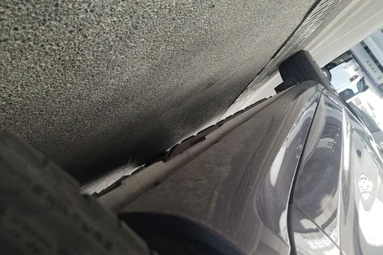 Used Hima AITO M5 2025 Extended-Range Ultra All-Wheel-Drive Version Chassis Front Right