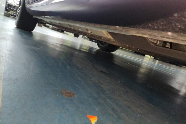 Used Hima AITO M5 2025 Extended-Range Ultra All-Wheel-Drive Version Chassis Rear Left