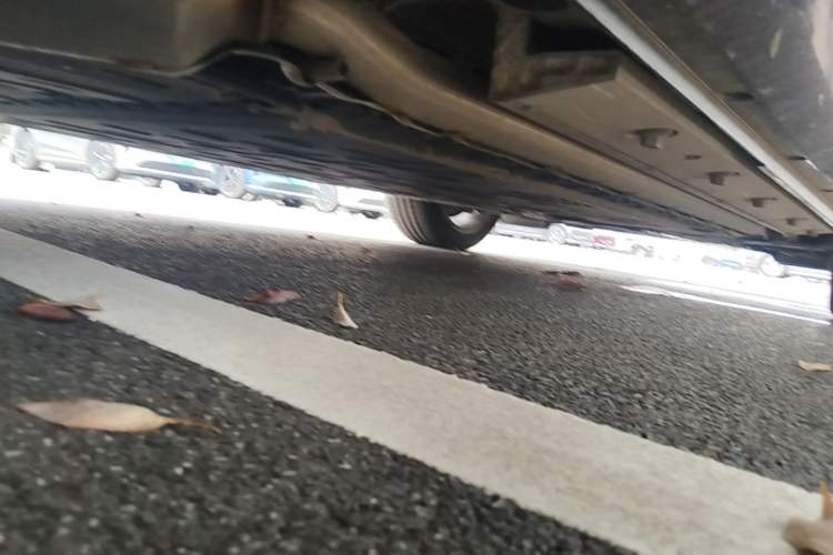 Used Hima AITO M5 2025 Extended-Range Ultra All-Wheel-Drive Version Chassis Rear Right
