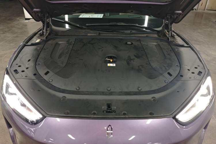 Used Hima AITO M5 2025 Extended-Range Ultra All-Wheel-Drive Version Engine Bay