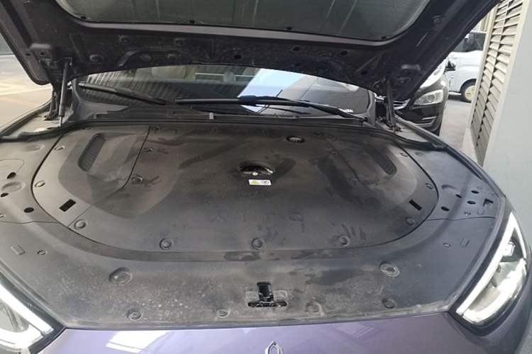 Used Hima AITO M5 2025 Extended-Range Ultra All-Wheel-Drive Version Engine Bay