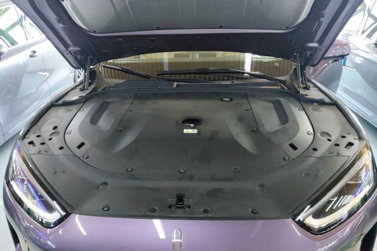 Used Hima AITO M5 2025 Extended-Range Ultra All-Wheel-Drive Version Engine Bay
